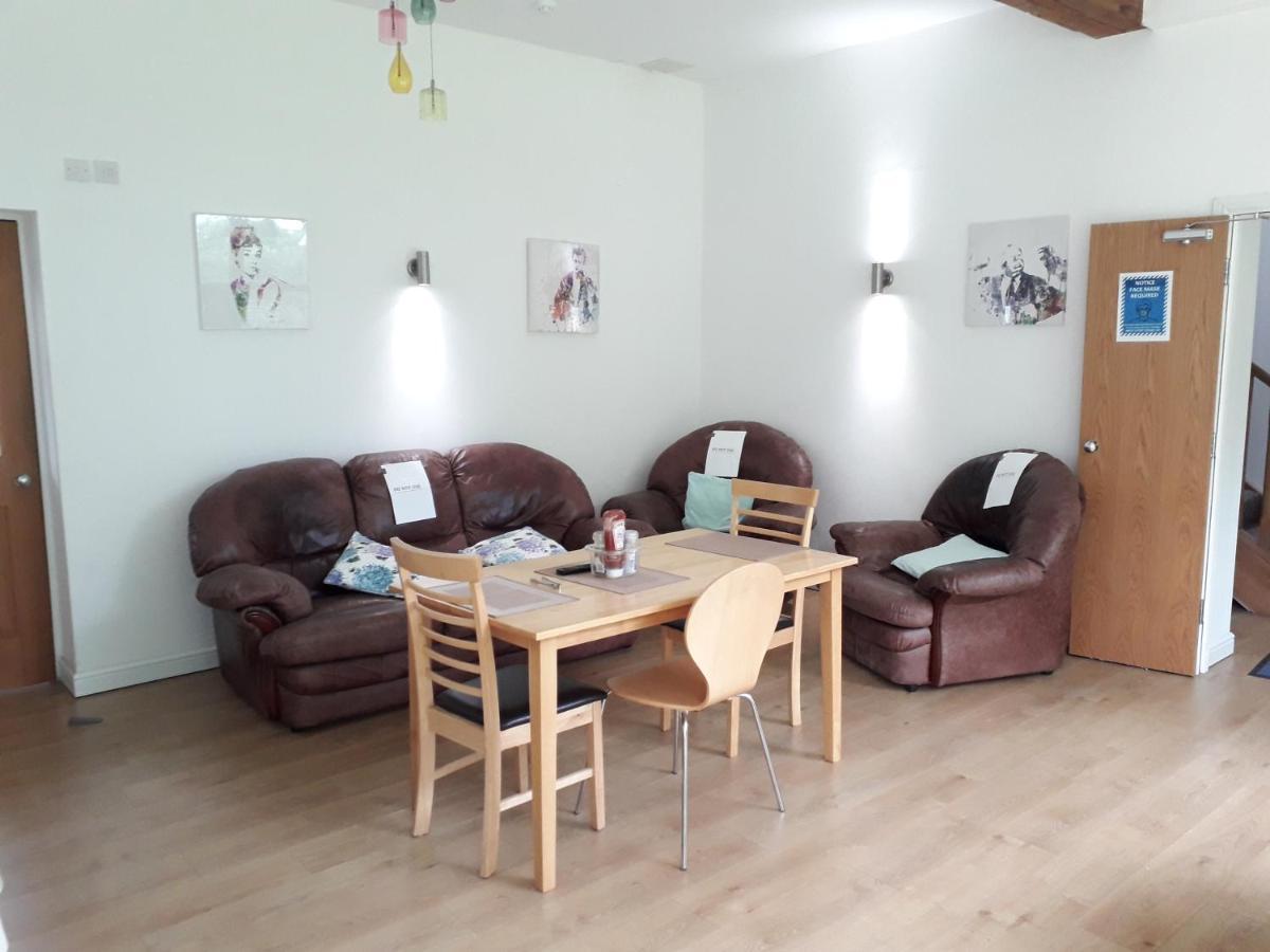 הייל Brook Barn B&B מראה חיצוני תמונה