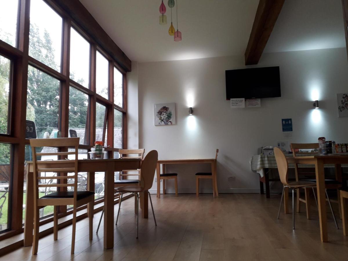 הייל Brook Barn B&B מראה חיצוני תמונה