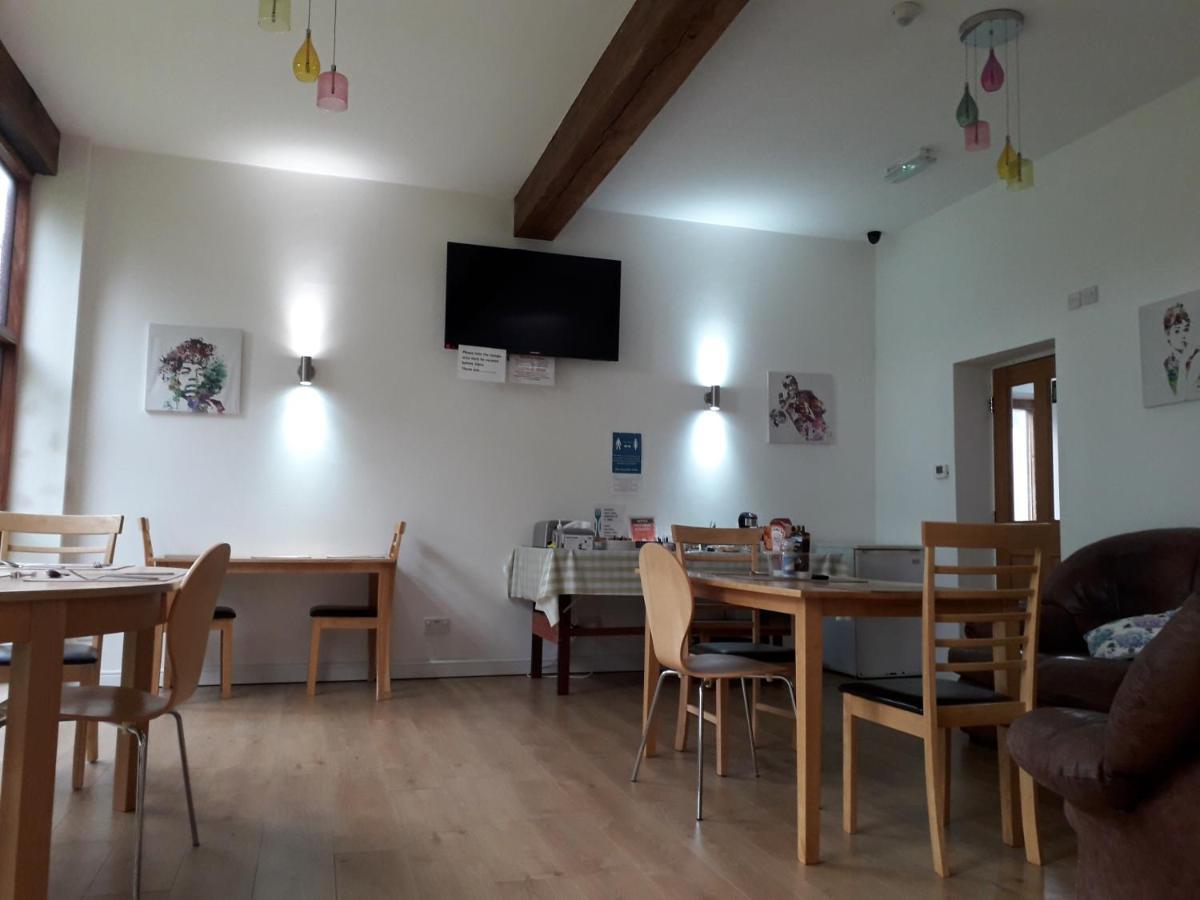 הייל Brook Barn B&B מראה חיצוני תמונה