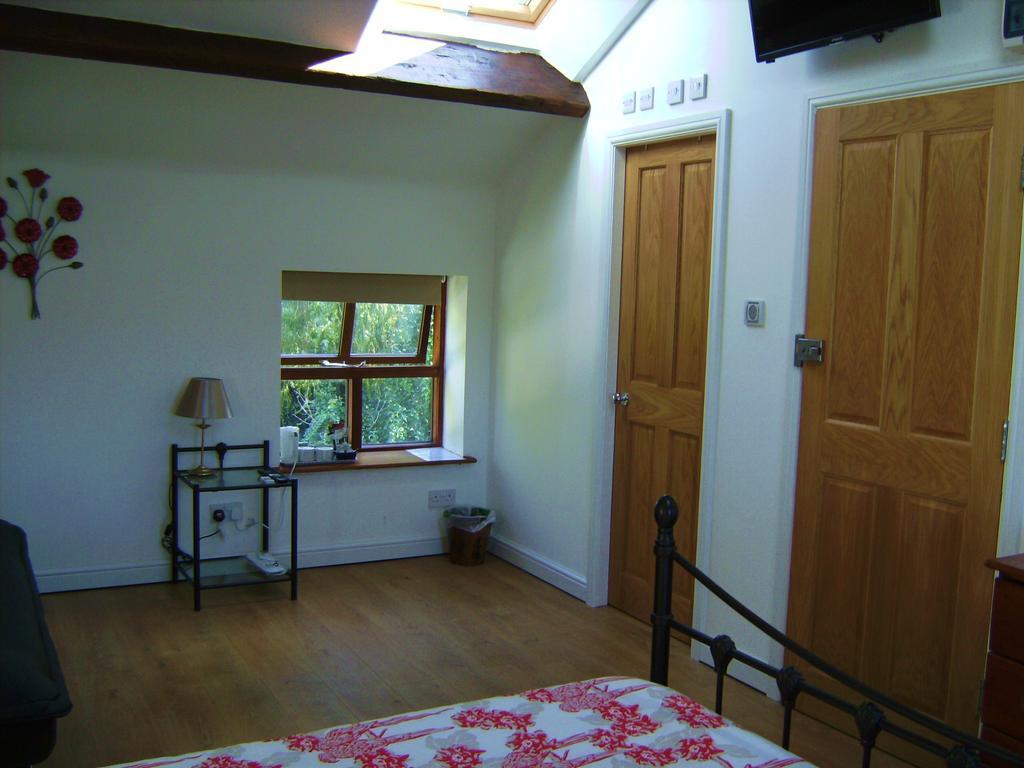 הייל Brook Barn B&B חדר תמונה
