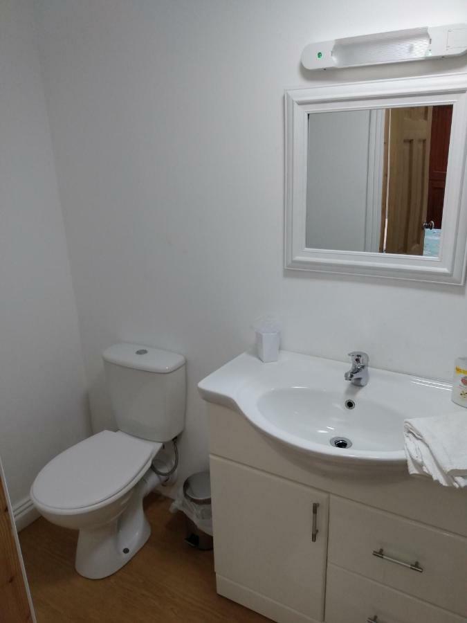 הייל Brook Barn B&B מראה חיצוני תמונה