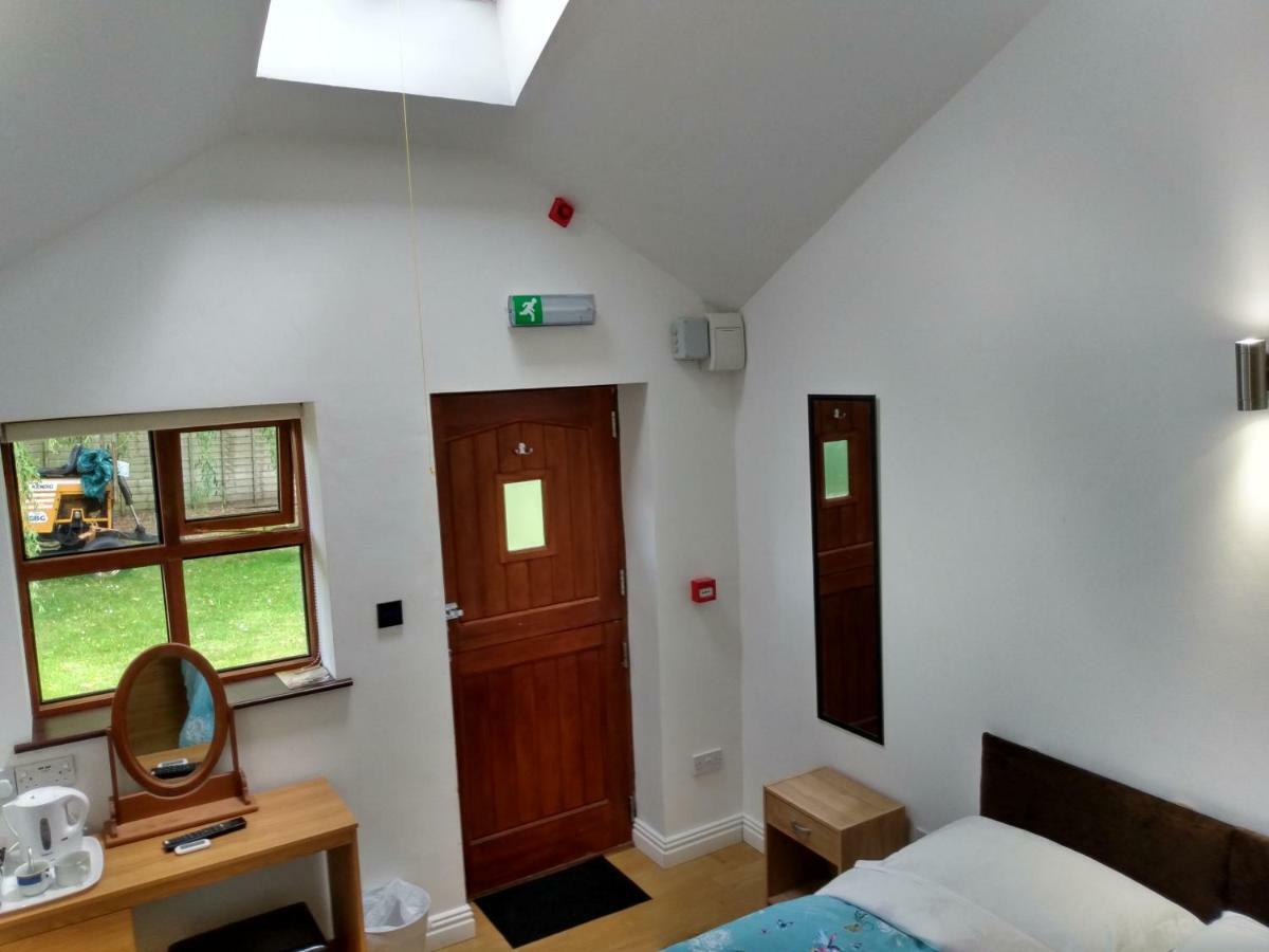 הייל Brook Barn B&B מראה חיצוני תמונה
