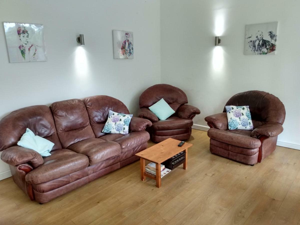 הייל Brook Barn B&B מראה חיצוני תמונה